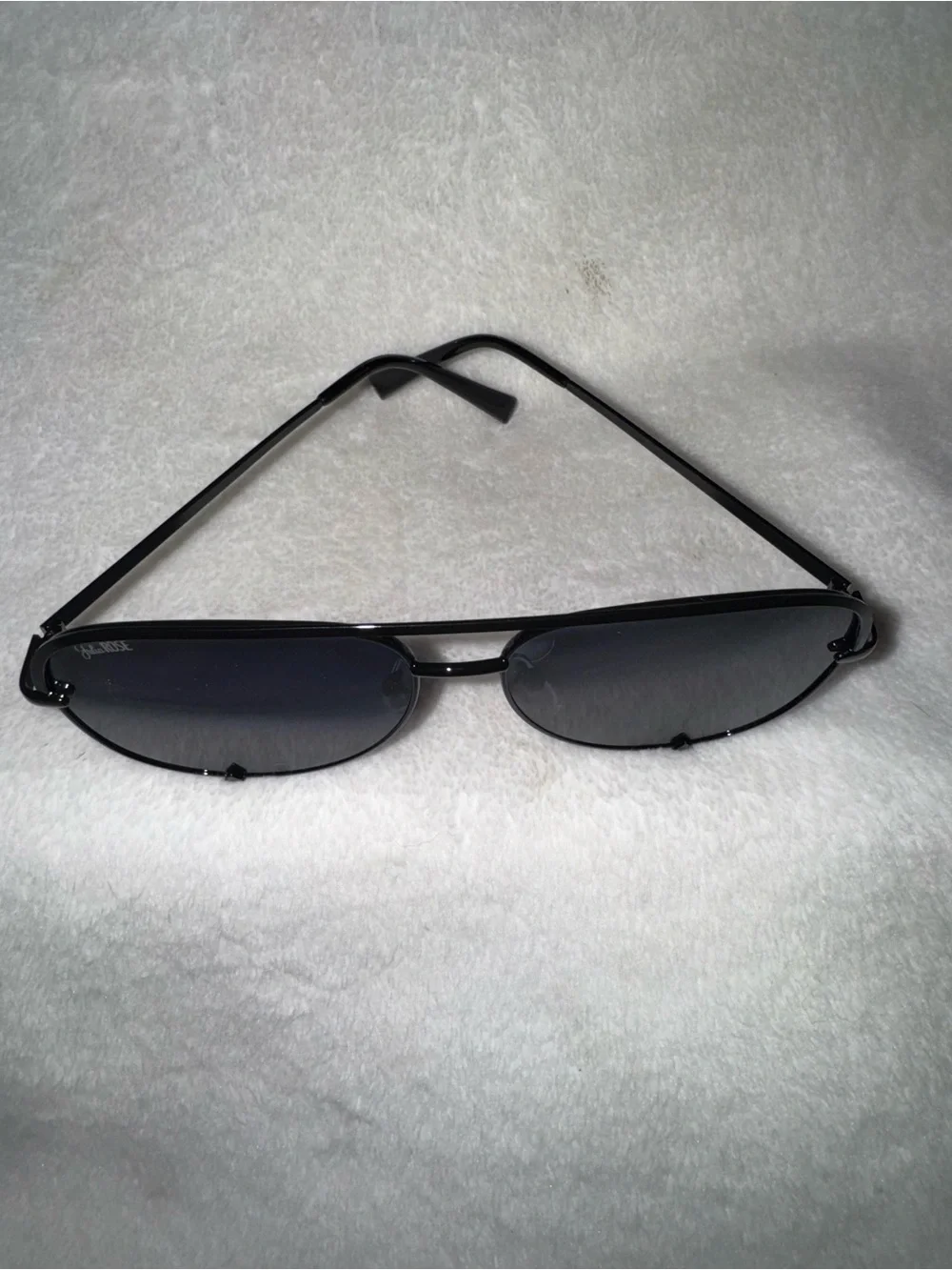 N/A sleek black
